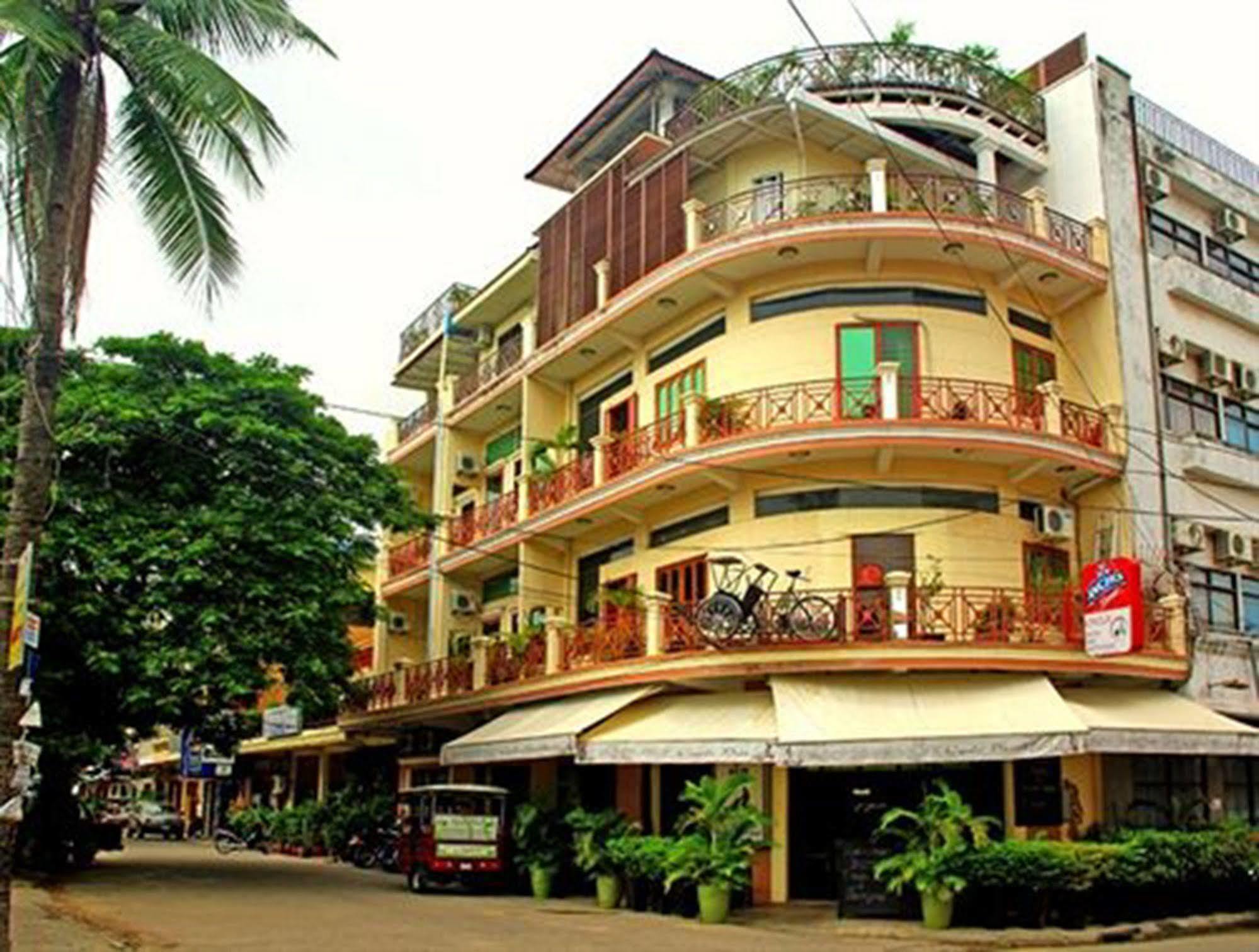 Cyclo Hotel-Bar-Restaurant Πνομ Πενχ Εξωτερικό φωτογραφία