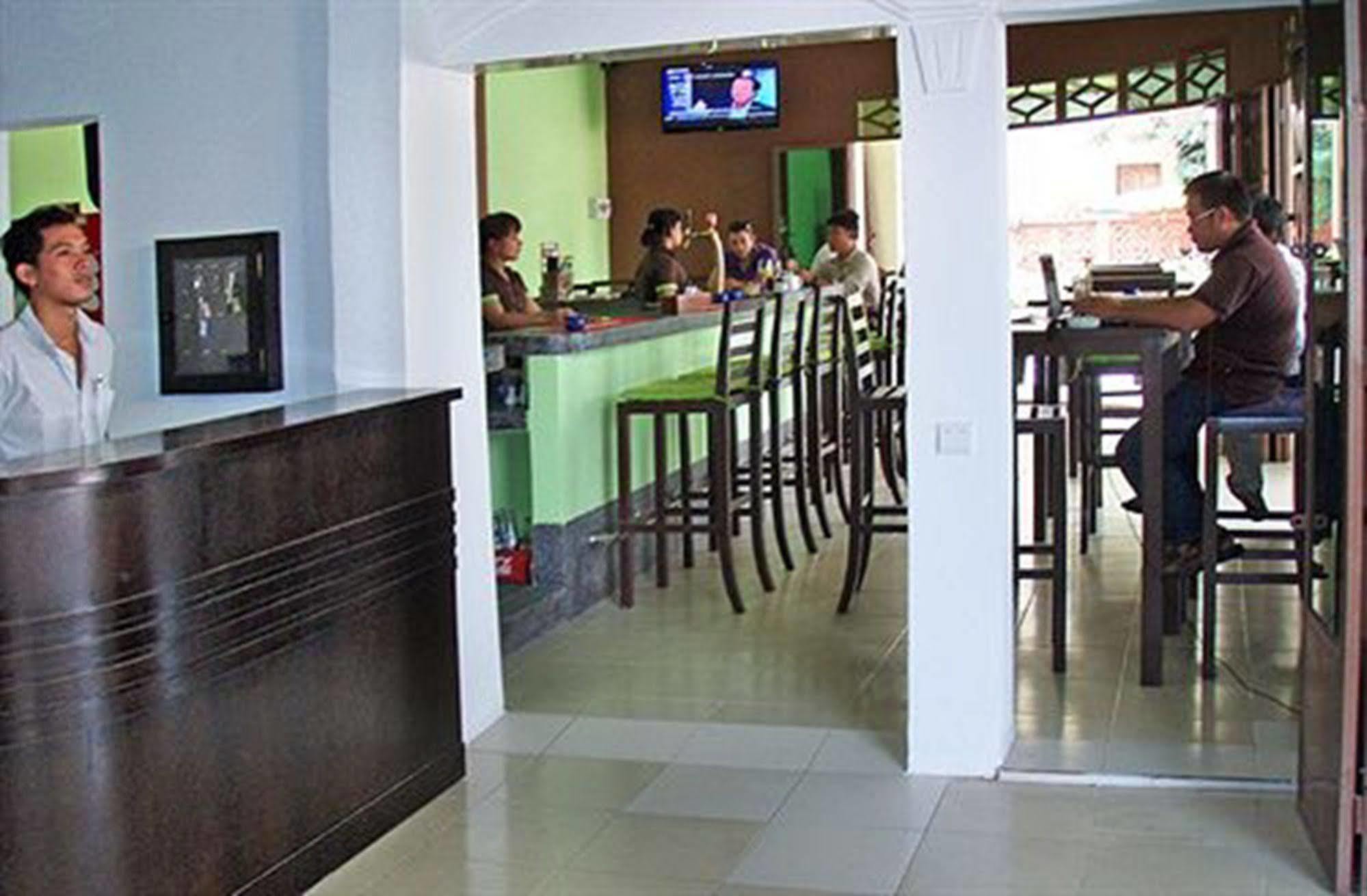 Cyclo Hotel-Bar-Restaurant Πνομ Πενχ Εξωτερικό φωτογραφία